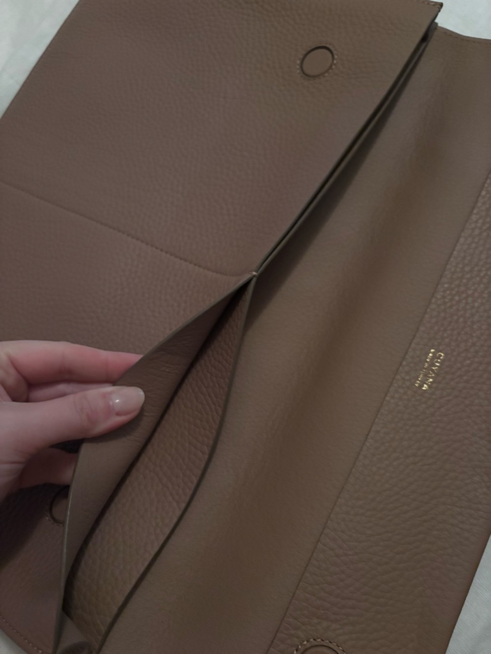 Cuyana Tech Carryall 16-inch Laptop Sleeve - Cappuccino - Picture 4 of 4